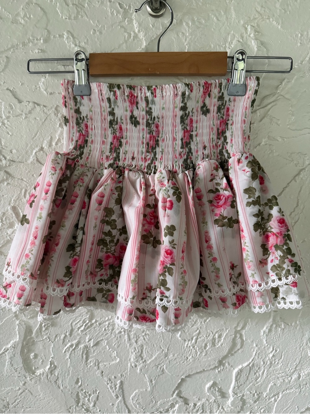 Cottage Floral Smocked Mini Skirt with built in shorts Size Small